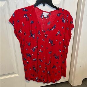 Liz Claiborne Red Short Sleeve Pleated Blouse